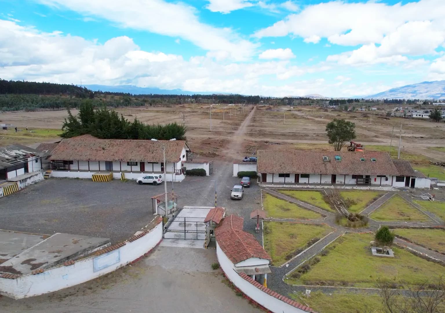 Desmonte y adecuación — obra de MAK