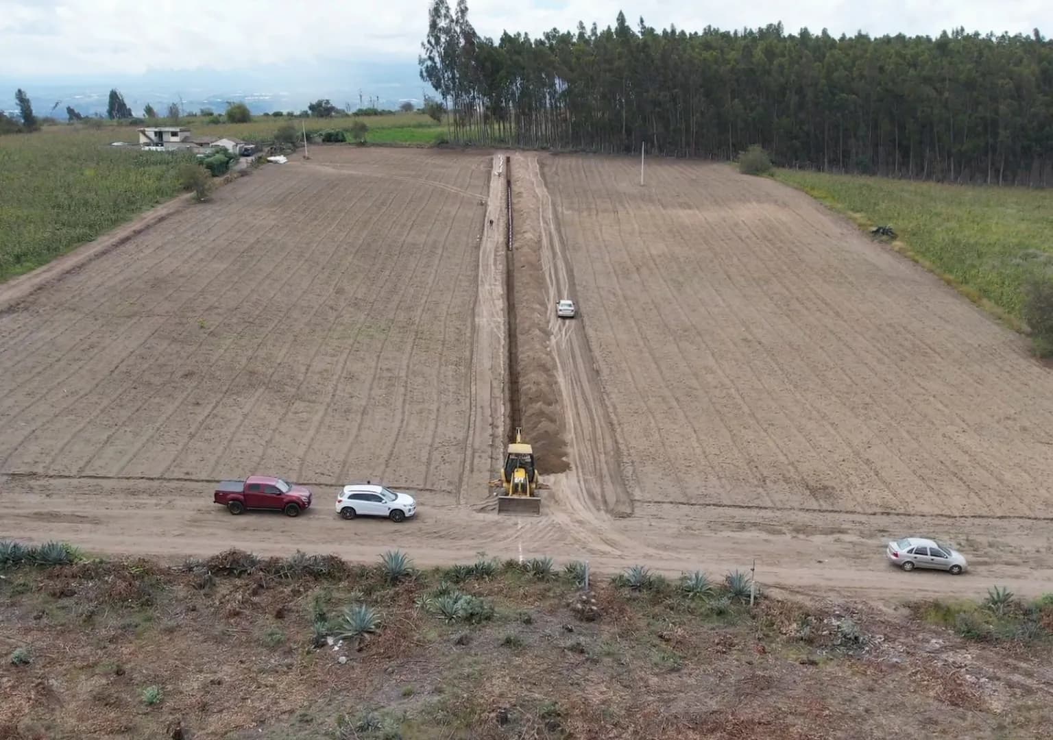 Construcción de alcantarillado — obra de MAK